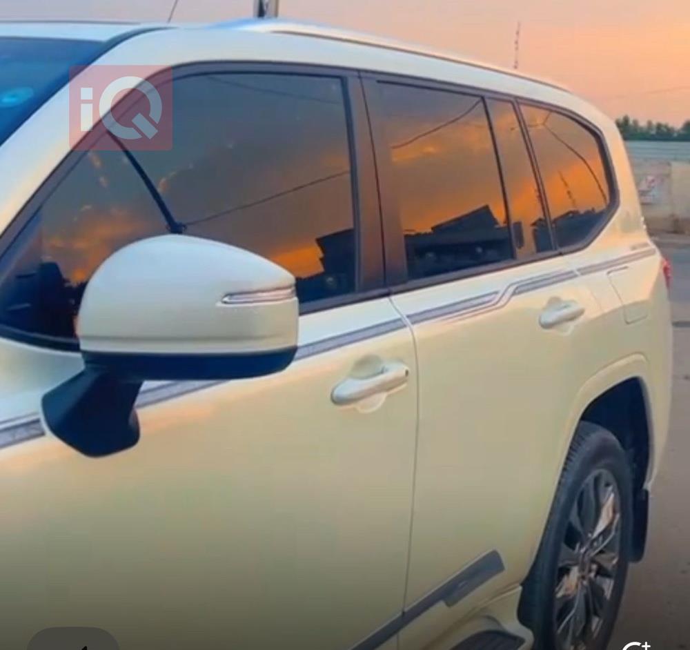 تويوتا لاندكروزر